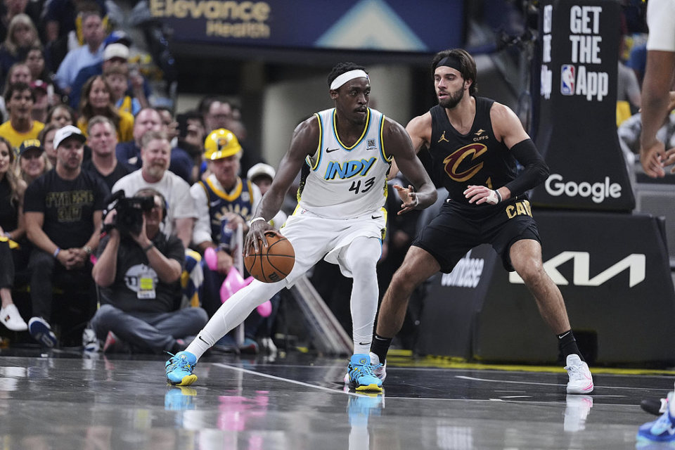 西亚卡姆在掘金比赛中刷新纪录，比赛规则变更引发热议！热度持续攀升的简单介绍