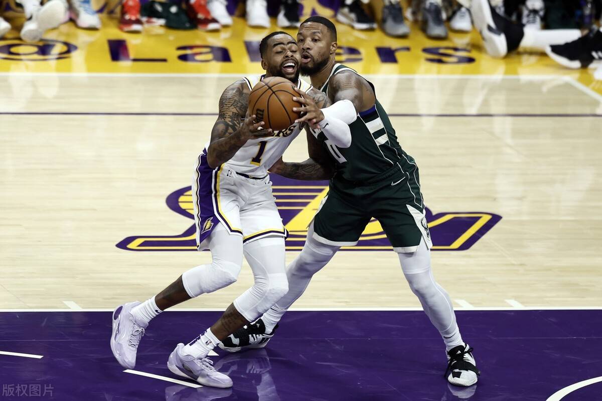 关于NBA季后赛倒计时；密尔沃基雄鹿窗口期队长鼓劲；细节引发关注；媒体盛赞；临场指挥获称赞的信息-爱游戏