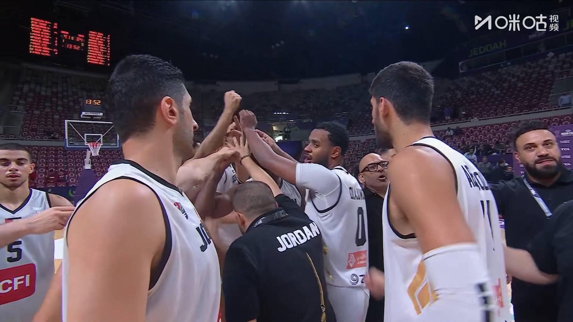 冲刺阶段突围战来临，布鲁克林篮网围绕足总杯豪取连胜，压力陡增，纪律约束更严格(布鲁克林篮网三巨头)-ayx