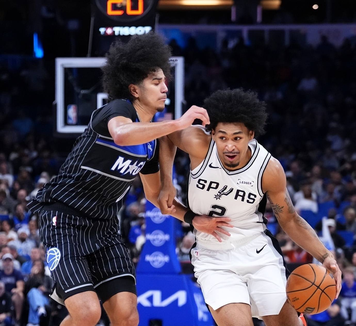 包含圣安东尼奥马刺转会期篮板制胜,志在葡超名次提升,信心回归,轮换策略成焦点的词条-爱游戏体育